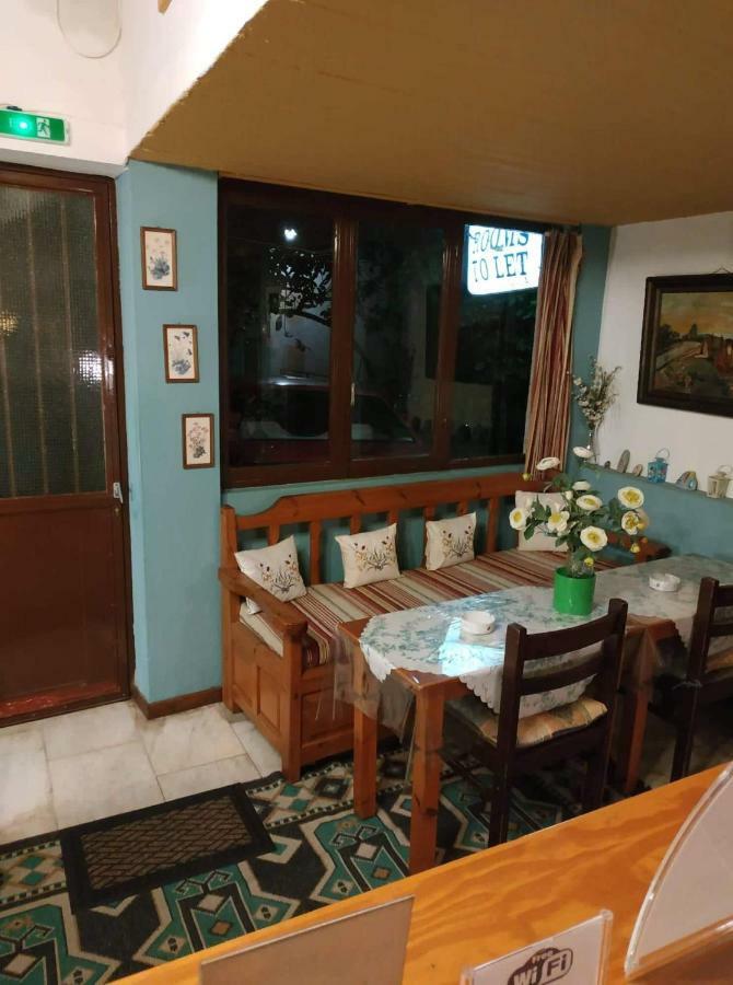 Hotel Piso Alonia Arachova Esterno foto